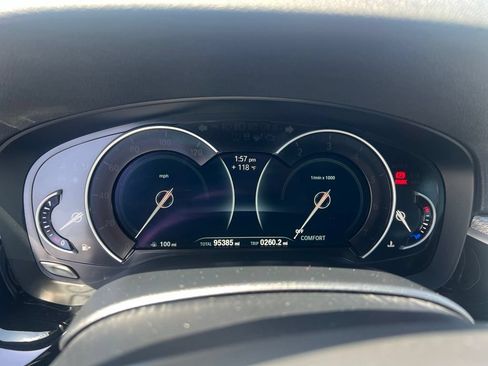 Used 2019 BMW 540i w/ M Sport Package RWD image 10