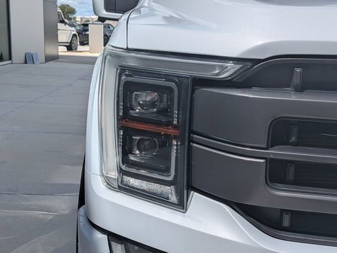 Used 2022 Ford F150 Lariat w/ Equipment Group 502A High RWD image 11