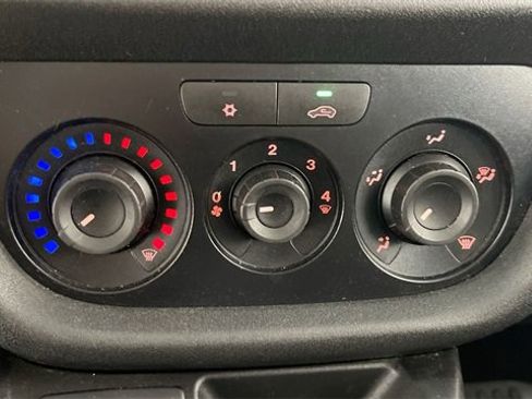 Used 2019 RAM ProMaster City Tradesman SLT image 39