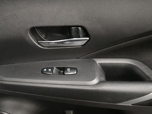 Used 2022 Nissan Kicks SV image 27