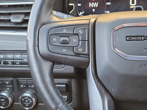 Used 2024 GMC Yukon XL Denali Ultimate image 27