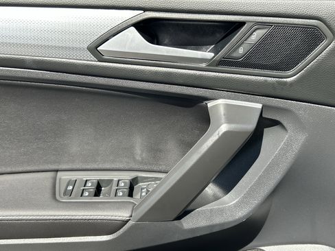 Used 2023 Volkswagen Tiguan S FWD image 19