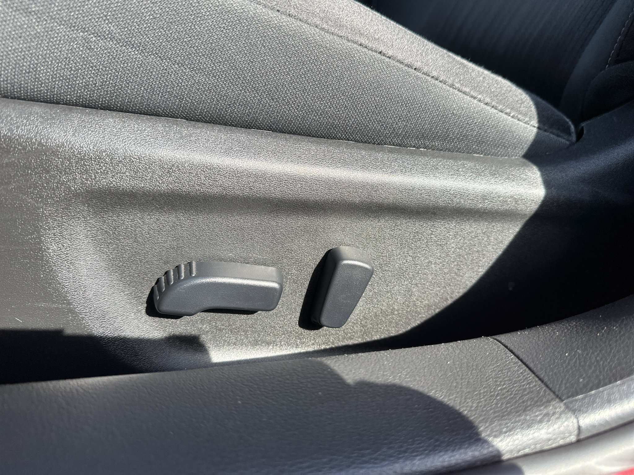 Used 2024 Nissan Altima 2.5 SV FWD image 19