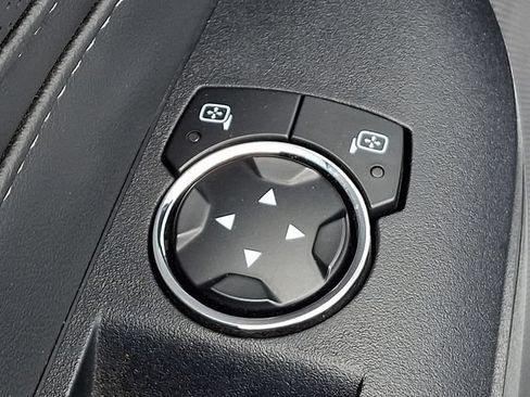 Used 2025 Ford Mustang Premium RWD image 16