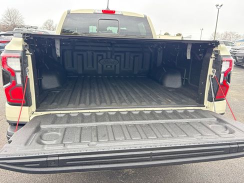 Used 2025 Ford Ranger Raptor image 17