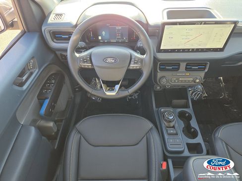 New 2026 Ford Maverick Lobo AWD/4WD image 9
