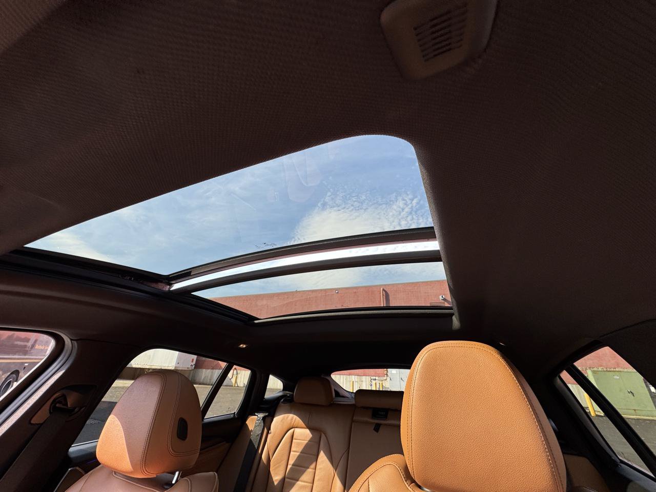 Used 2021 BMW X4 xDrive30i w/ Premium Package AWD/4WD image 14