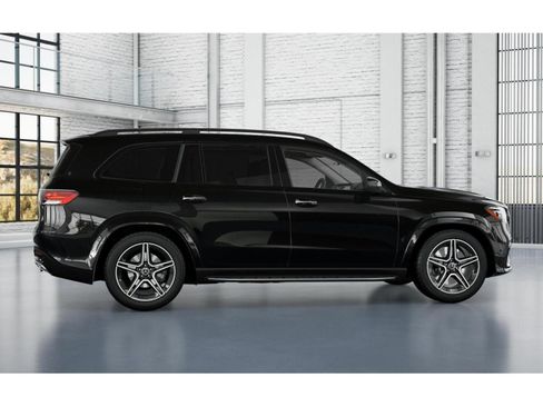 New 2026 Mercedes-Benz GLS 450 4MATIC image 16