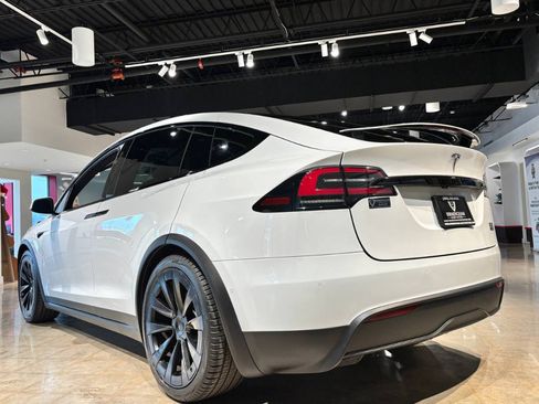 Used 2023 Tesla Model X image 17