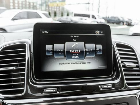 Used 2019 Mercedes-Benz GLS 450 4MATIC image 9