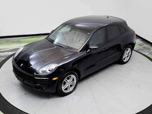 Used 2016 Porsche Macan S image 33