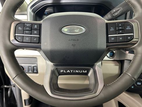 Used 2025 Ford F350 Platinum w/ Platinum Plus Package image 32