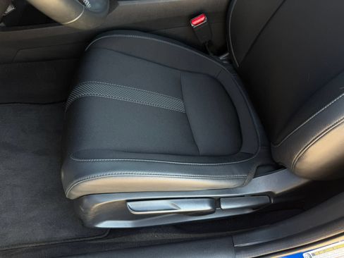 Used 2021 Honda Civic Sport image 11