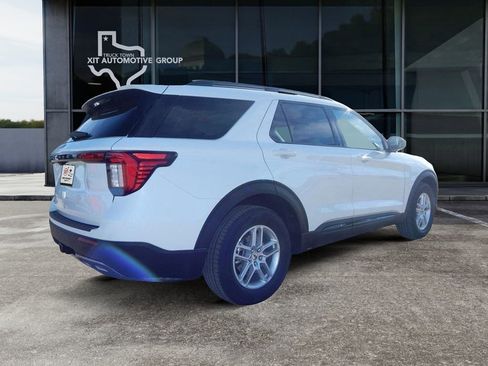 New 2026 Ford Explorer Active w/ Active Comfort Package RWD image 3