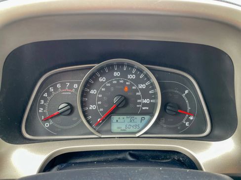 Used 2013 Toyota RAV4 XLE AWD/4WD image 18