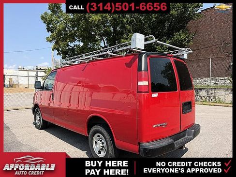 Used 2014 Chevrolet Express 3500 RWD image 3