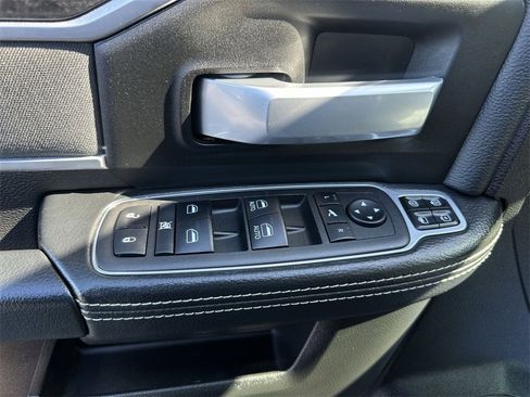 Used 2024 RAM 3500 Big Horn w/ Snow Chief Group image 13