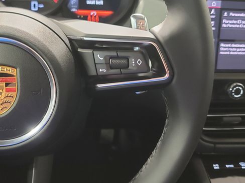 New 2026 Porsche Macan AWD/4WD image 18