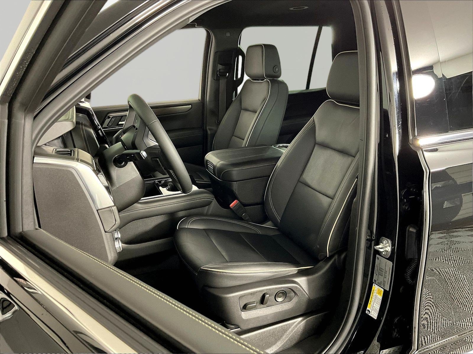 Used 2025 GMC Yukon Elevation AWD/4WD image 21