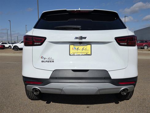 New 2026 Chevrolet Blazer LT w/ Convenience Package image 4