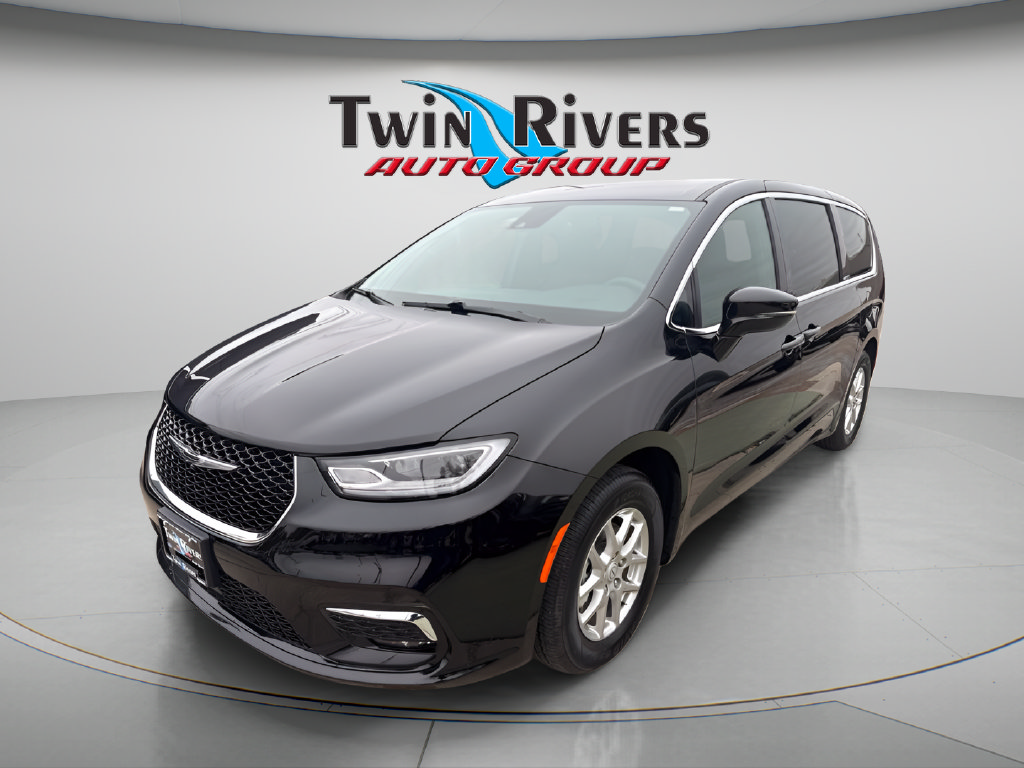 Used 2026 Chrysler Pacifica Select FWD image 1
