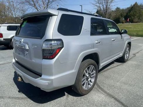 Certified 2022 Toyota 4Runner TRD Sport w/ Technology Package AWD/4WD image 8