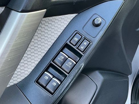 Used 2017 Subaru Forester 2.5i w/ Alloy Wheel Package image 23