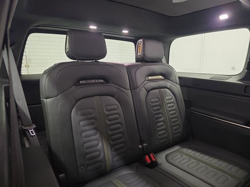 Used 2024 Rivian R1S Adventure AWD/4WD image 25