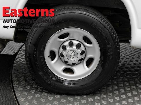 Used 2019 Chevrolet Express 2500 Extended RWD image 26