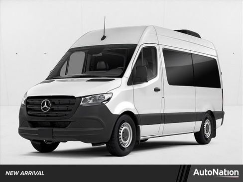 Used 2022 Mercedes-Benz Sprinter 2500 image 1