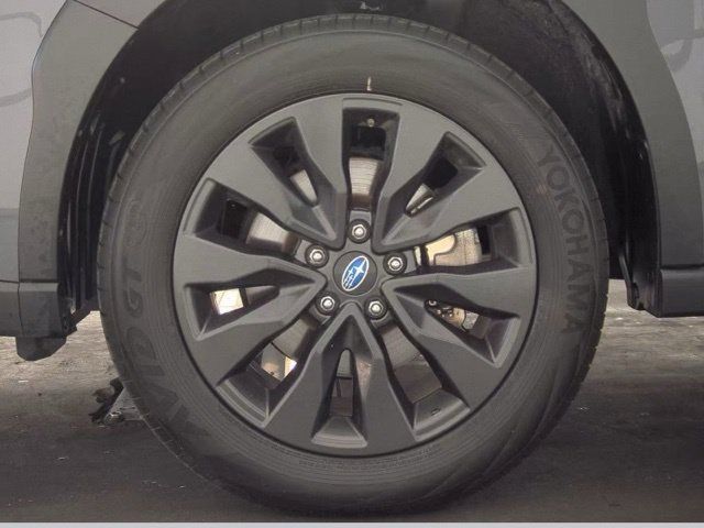 Used 2025 Subaru Outback Onyx Edition AWD/4WD image 19