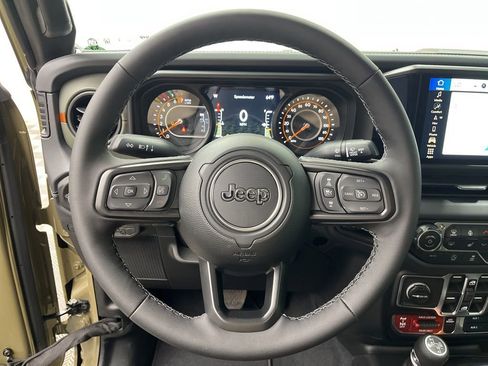 New 2026 Jeep Gladiator Mojave image 13