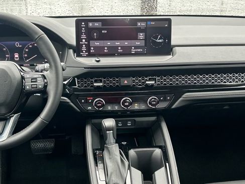 New 2025 Honda Accord Touring image 25