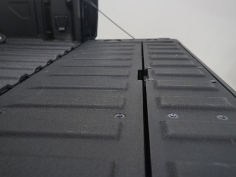 Used 2025 GMC Sierra 2500 AT4 w/ AT4 Premium Plus Package image 11