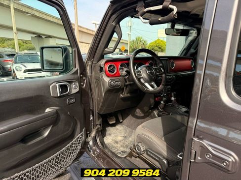 Used 2020 Jeep Wrangler Unlimited Rubicon AWD/4WD image 23