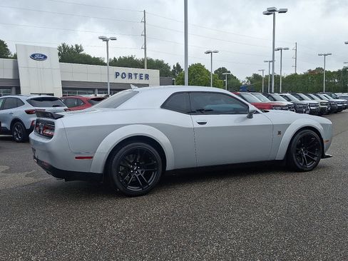 Used 2023 Dodge Challenger R/T Scat Pack image 11