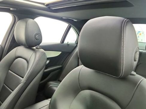 Used 2018 Mercedes-Benz C 300 Sedan image 33