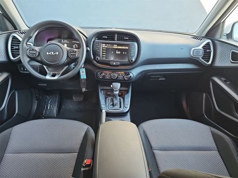 Used 2025 Kia Soul S image 14
