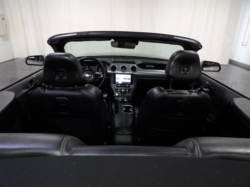 Used 2022 Ford Mustang Premium RWD image 20
