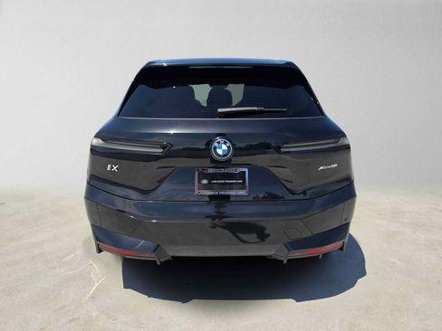 Used 2024 BMW iX xDrive50 w/ Premium Package AWD/4WD image 4