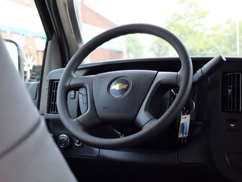 New 2025 Chevrolet Express 2500 w/ Driver Convenience Package image 38