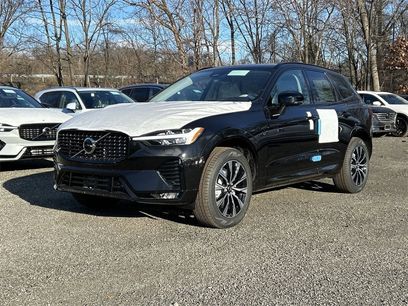 New 2025 Volvo XC60 B5 Core w/ Protection Package Premier