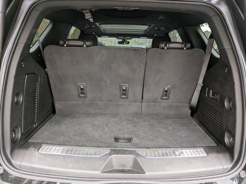 Used 2022 Chevrolet Tahoe RST w/ Sport Performance Package image 12