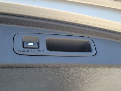 Certified 2023 Honda CR-V EX-L image 12