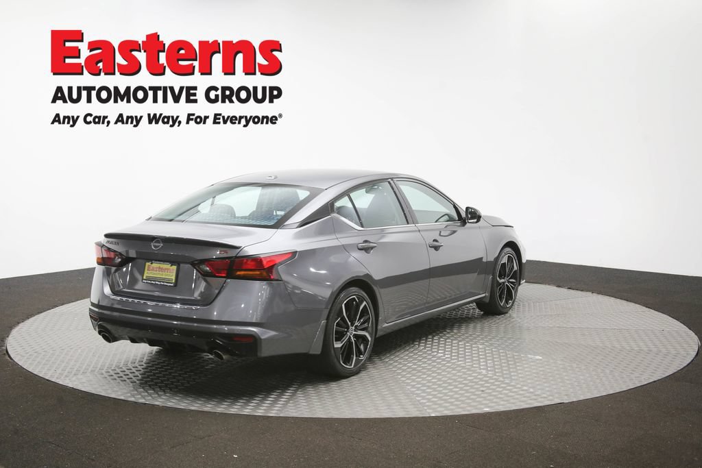 Used 2023 Nissan Altima 2.5 SR FWD image 41
