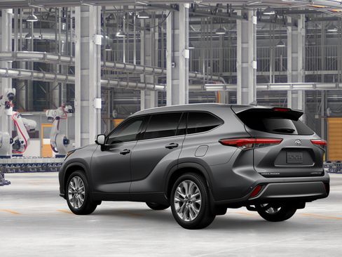New 2026 Toyota Highlander Limited AWD/4WD image 6