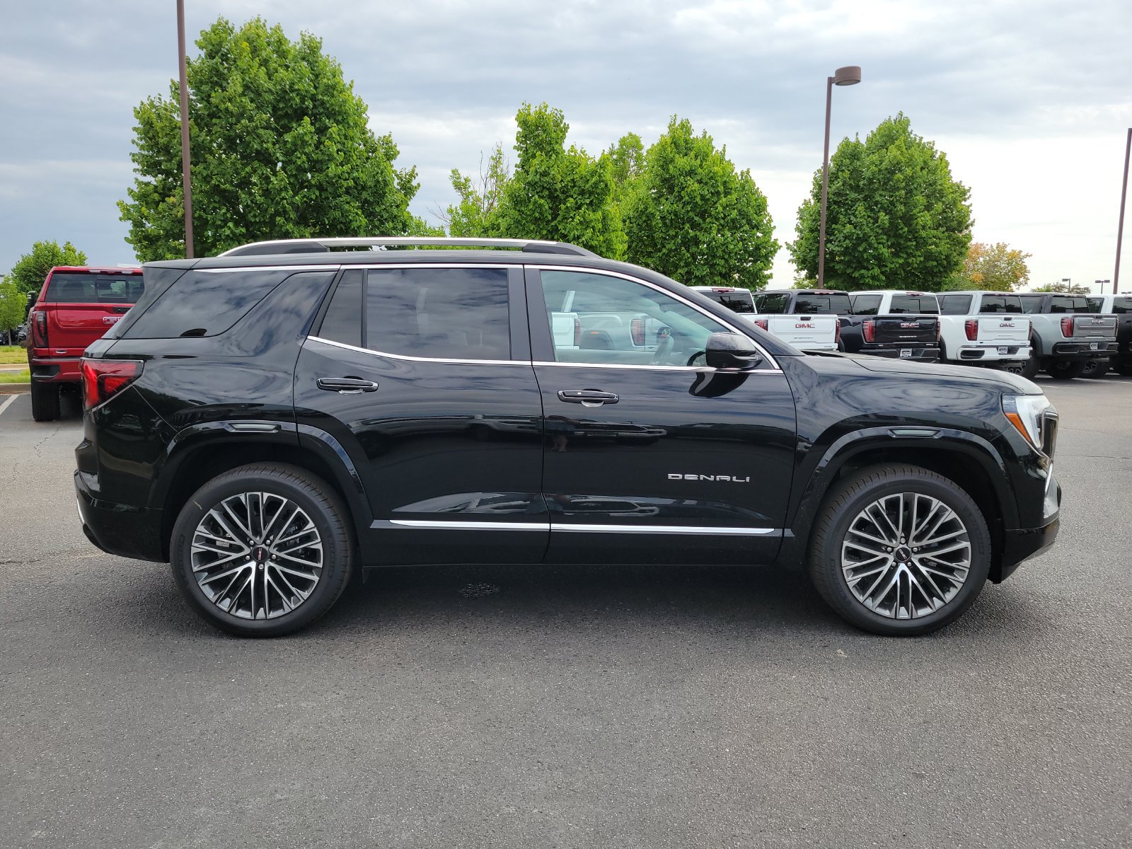 New 2027 GMC Terrain Denali AWD/4WD image 2