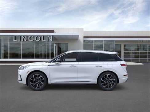 New 2024 Lincoln Corsair Grand Touring w/ Equipment Group 302A image 3