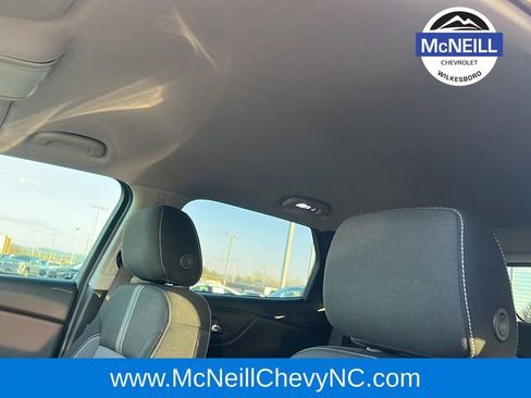 Used 2024 Chevrolet Blazer LT w/ Convenience Package image 18