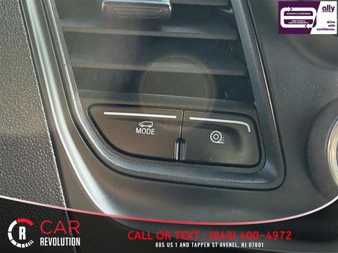 Used 2021 Ford Transit 150 Medium Roof w/ Load Area Protection Package image 17